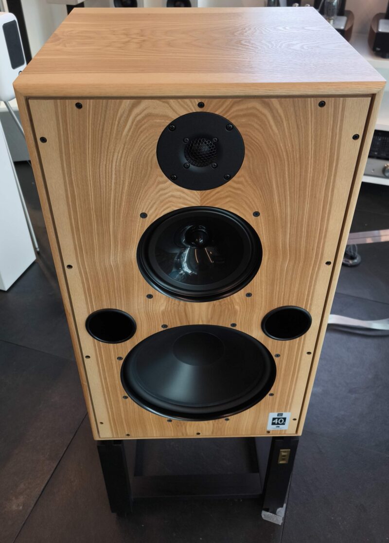 Harbeth Monitor 40.3 XD - Demo -  Ora a 16.590.00€ - immagine 6